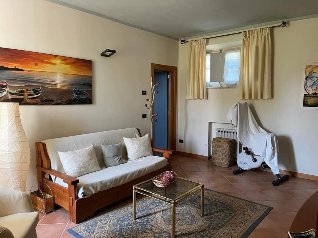 Casa Vacanza Sole Terrazza Holiday home Ameglia